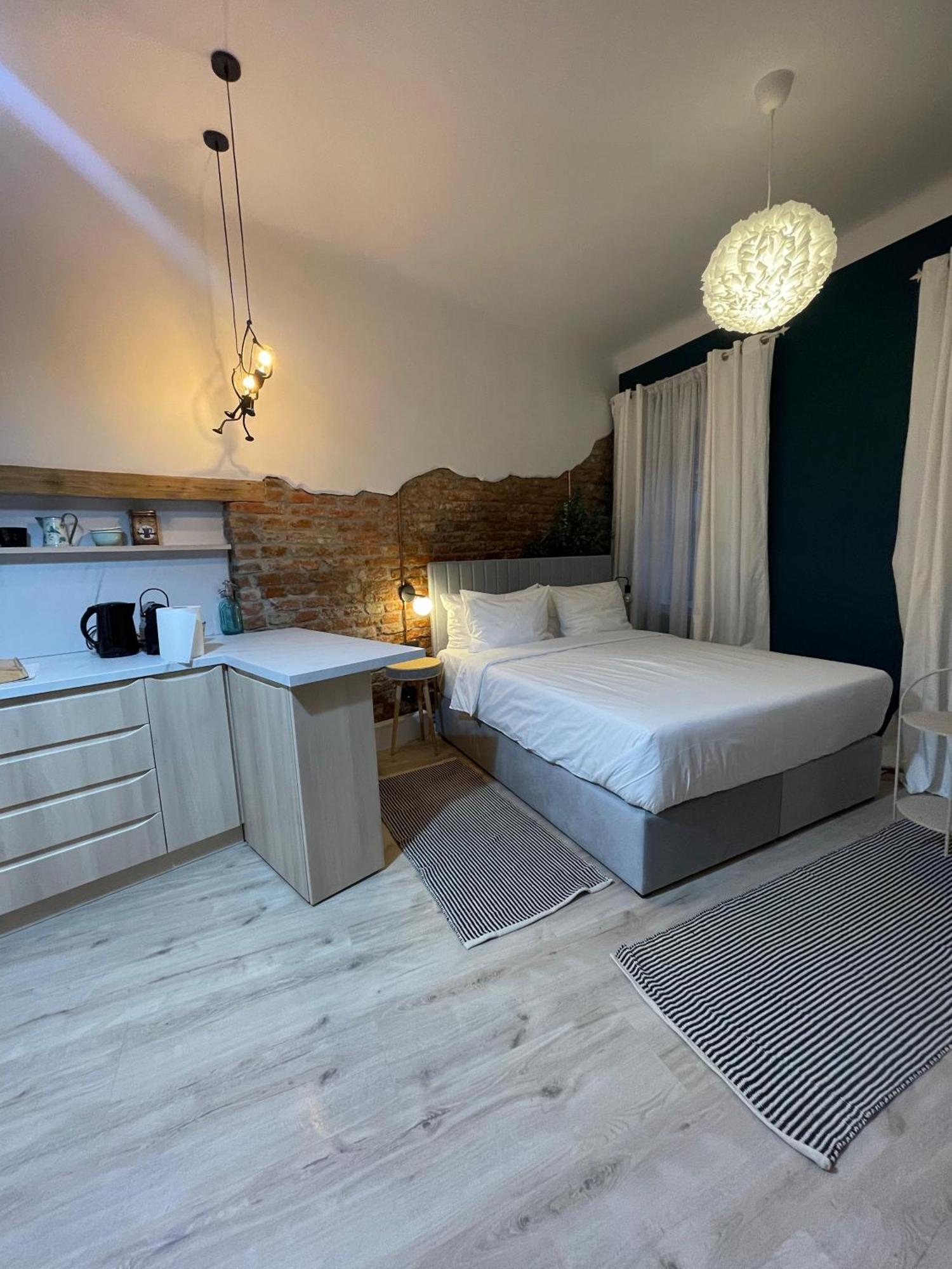 Goldsmith Bed & Breakfast Sibiu Exterior photo