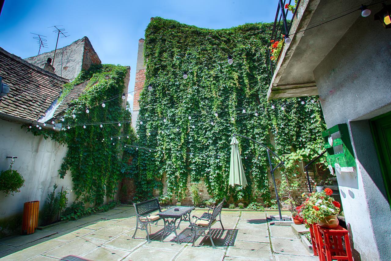 Goldsmith Bed & Breakfast Sibiu Exterior photo